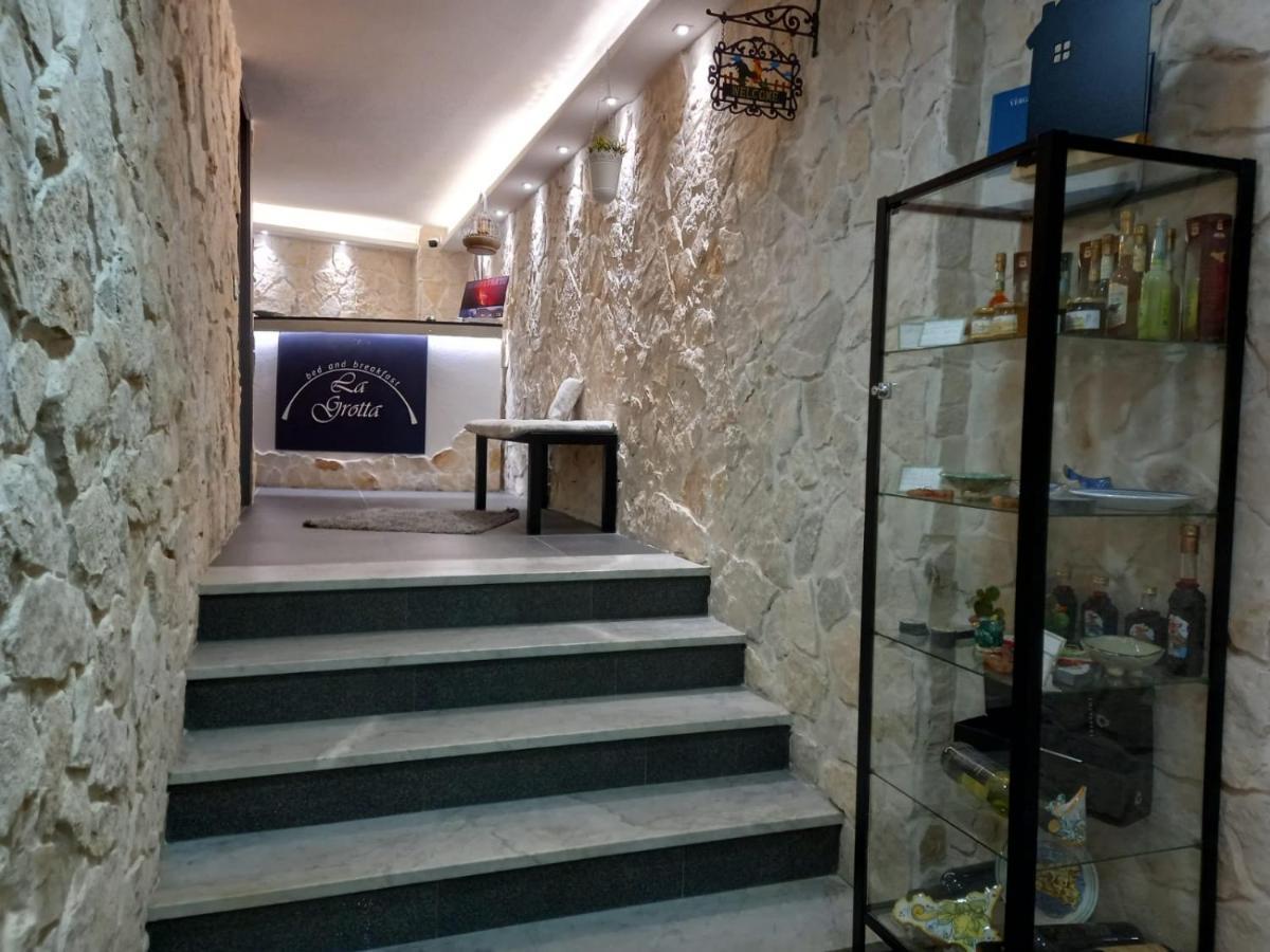 B&B La Grotta Ніколозі Екстер'єр фото