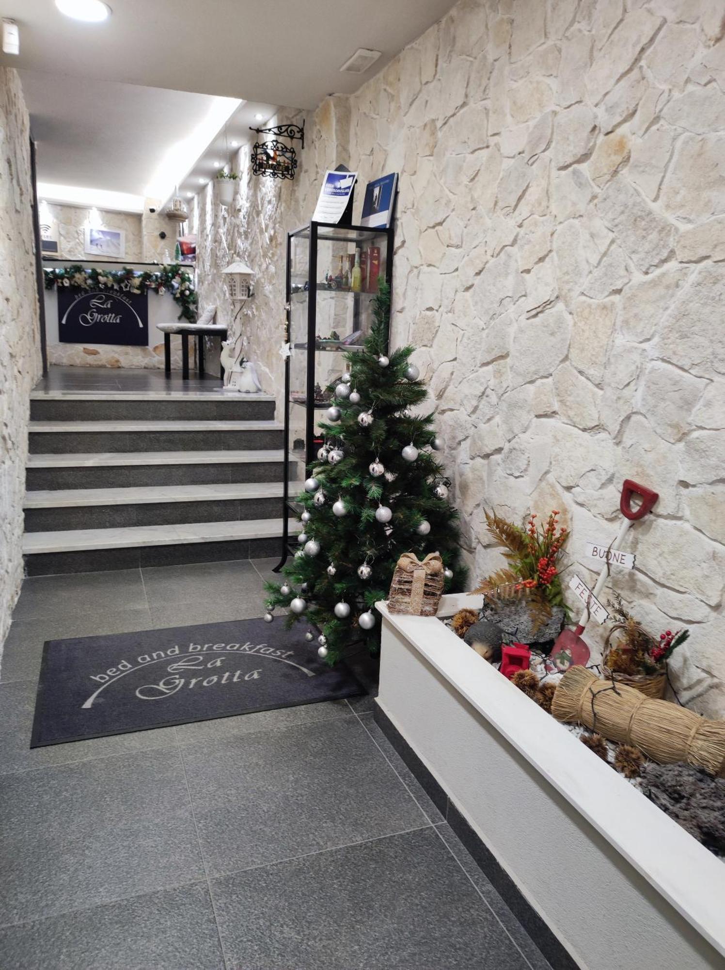 B&B La Grotta Ніколозі Екстер'єр фото