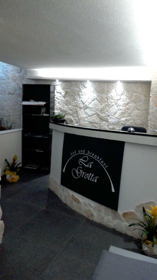 B&B La Grotta Ніколозі Екстер'єр фото