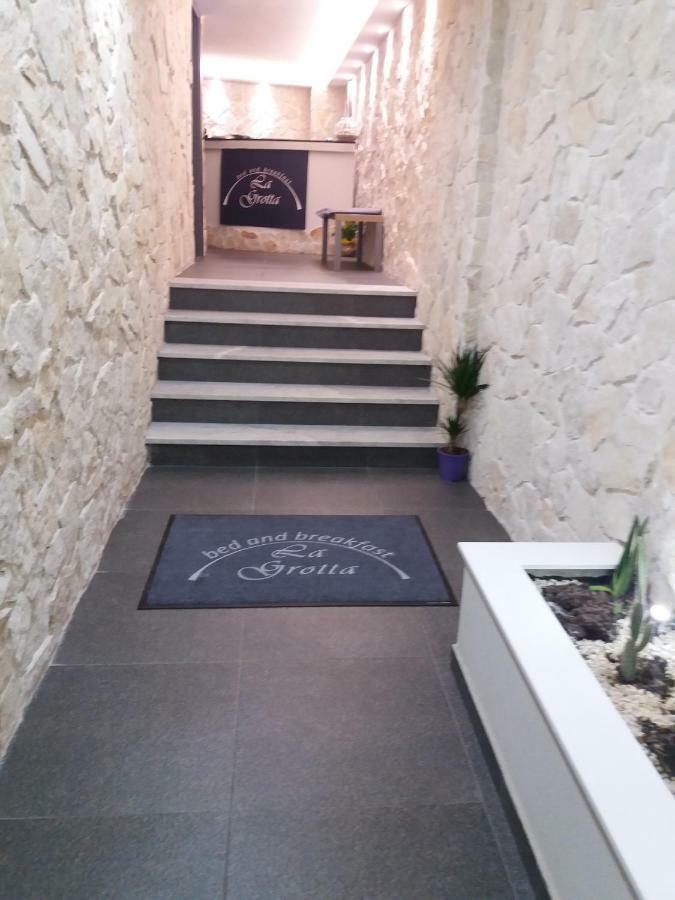 B&B La Grotta Ніколозі Екстер'єр фото
